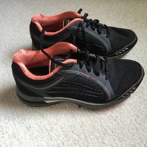 Abeo Walking Tennis Shoes Sneakers Women's 6